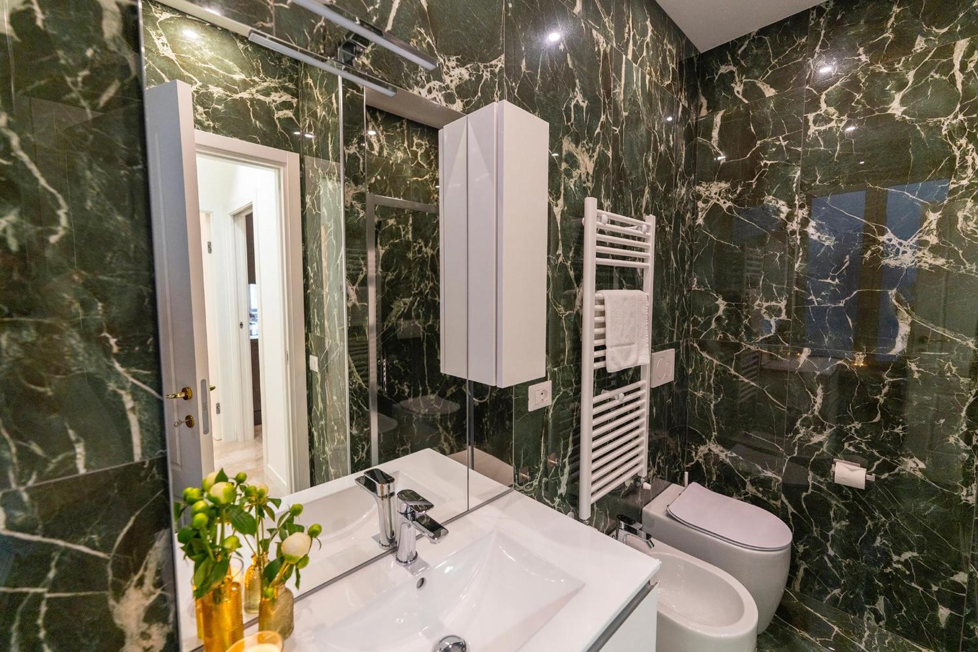 Magic Place Bergamo! Classy Apartment In The Heart Of The City 外观 照片
