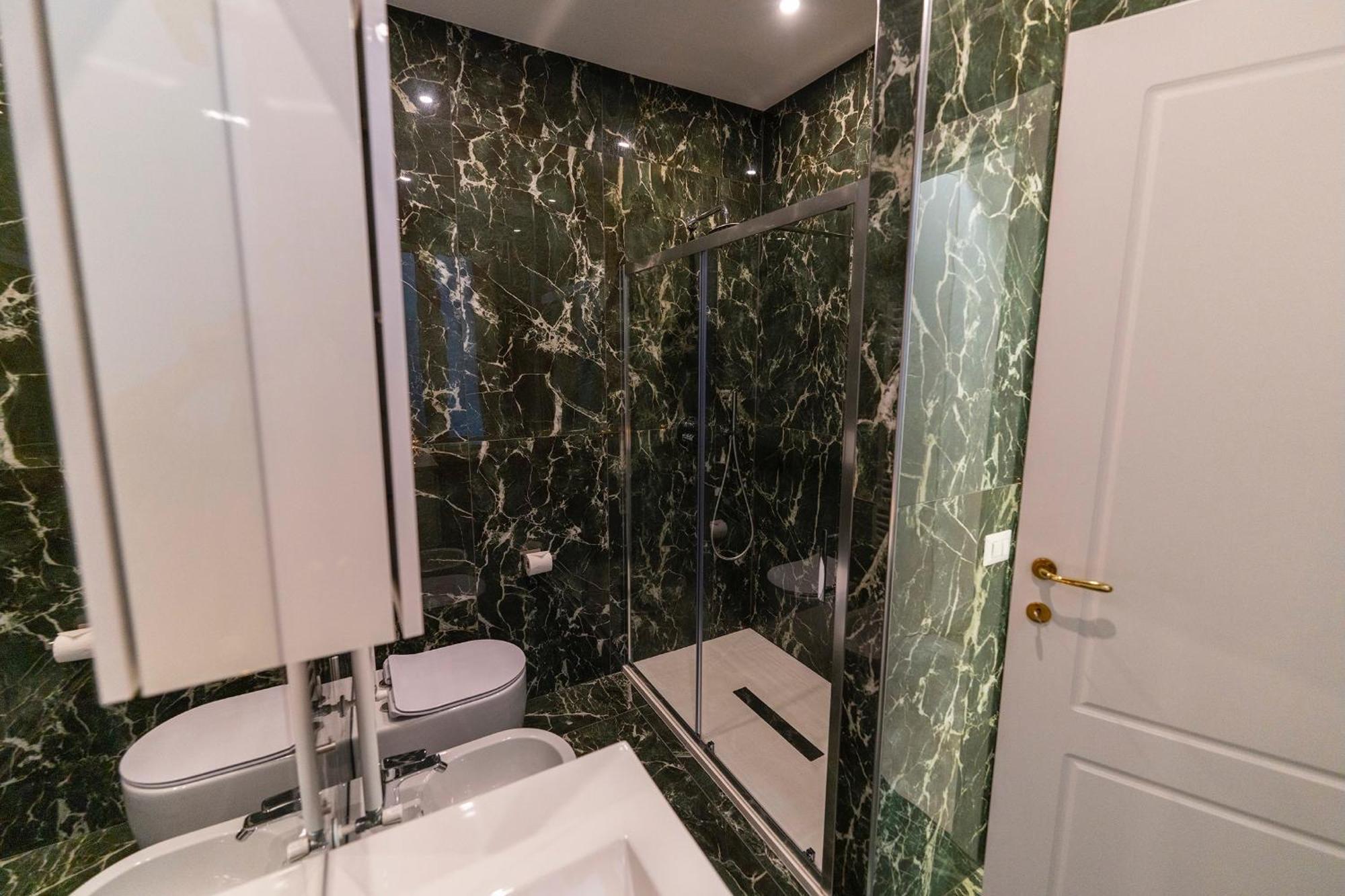 Magic Place Bergamo! Classy Apartment In The Heart Of The City 外观 照片
